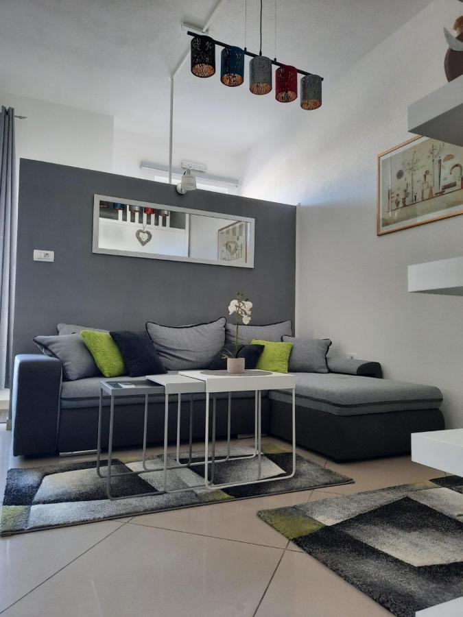 Apartment Gs Centar Gospić Exterior foto